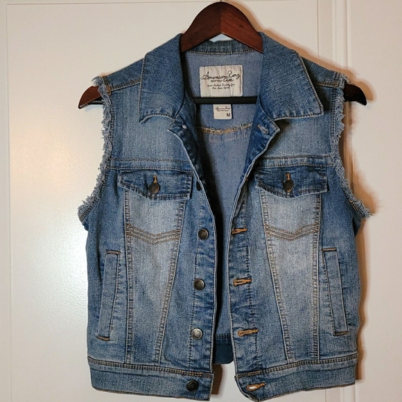 American Rag Jackets & Blazers - american rag jean denim vest size medium